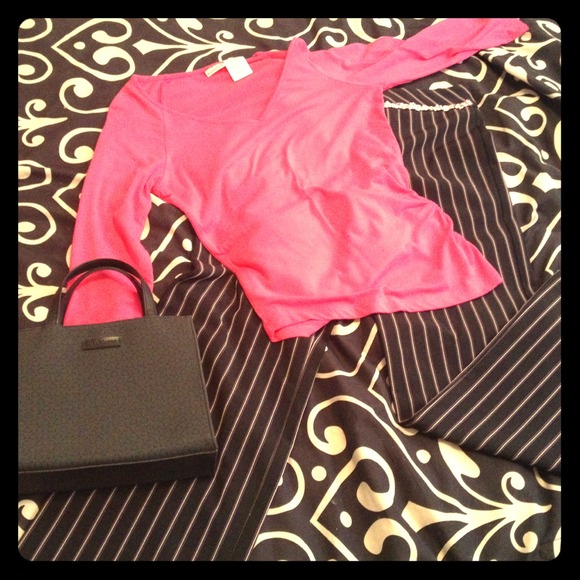 🚫🚫traded🚫🚫Really cute pink top