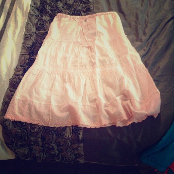Baby pink skirt - Picture 1 of 3