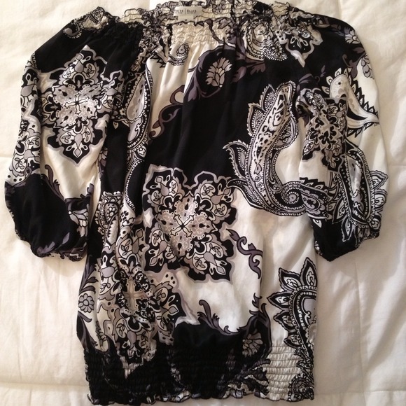 $$$SOLD$$$WHBM black &white paisley off shoulder