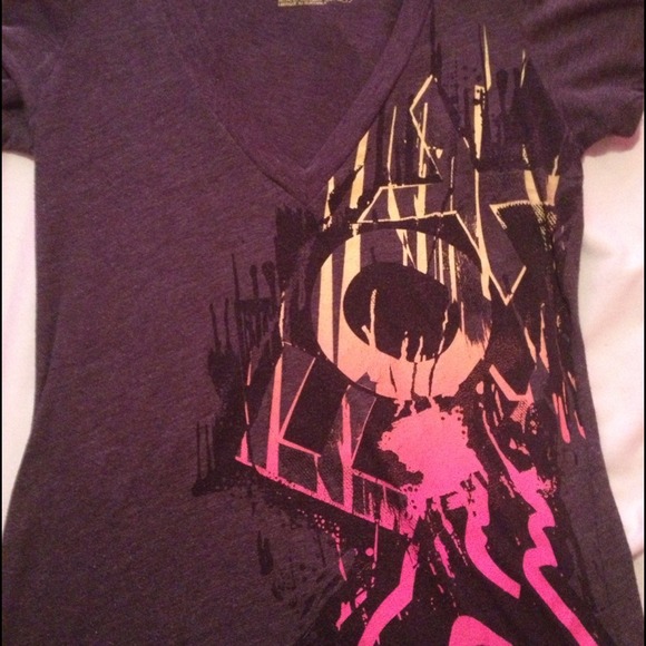 FOX grey v neck