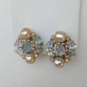 Vintage clip in earrings crystal and pearl beads