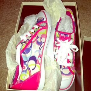 Brand new coach shoes never been worn