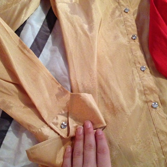 Dressy tops - Picture 3 of 3