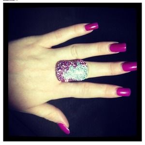 Pink and white diamond