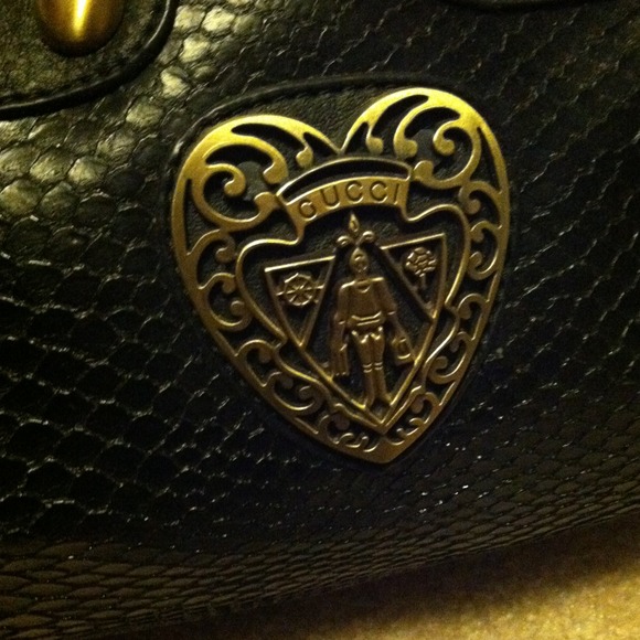 Super hot purse! - Picture 2 of 4