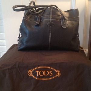 100% Authentic Tod's Lady D Leather Large Handbag