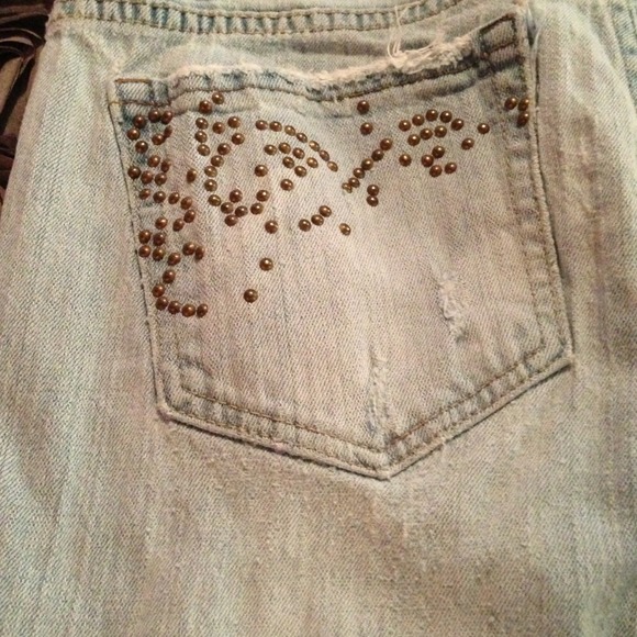 Jeans - Picture 2 of 3