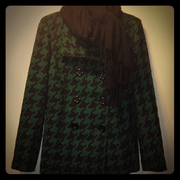 Green houndstooth Peacoat