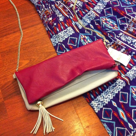 Steve Madden Handbags - SOLD*******Steve Madden clutch