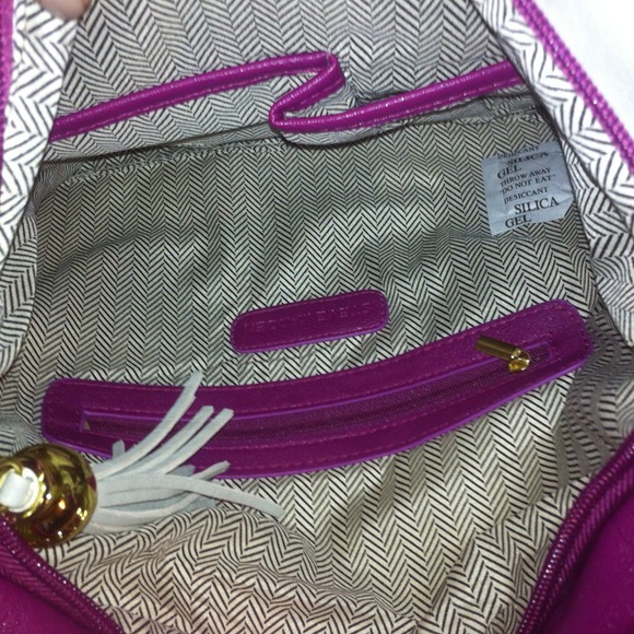 SOLD*******Steve Madden clutch - Picture 4 of 4