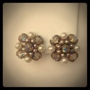Vintage clip on pearl and crystal earrings