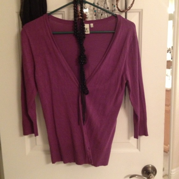 Purple 3/4 length sleeve sweater