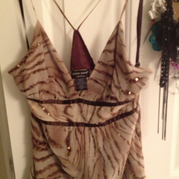 Beautiful Guess top - Picture 3 of 3