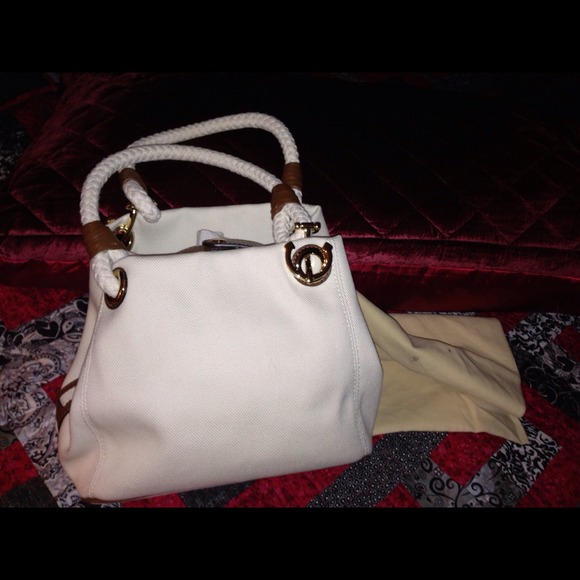 AUTHENTIC  MICHAEL KORS CANVAS BAG