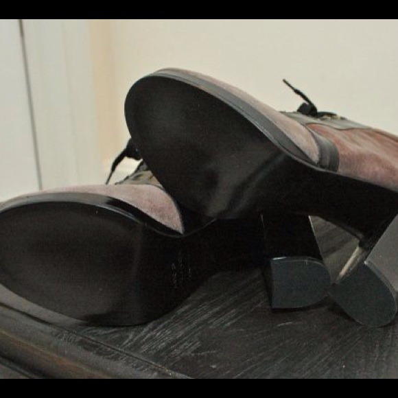 MARC JACOBS Suede Lace-Up Boots Size 9.5 - Picture 3 of 3