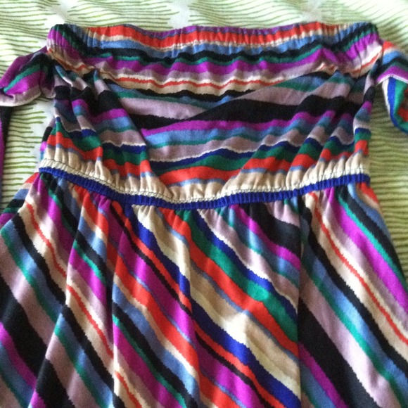 👗 Beautiful dress. Perfect for spring/summer!! 👗 - Picture 2 of 2