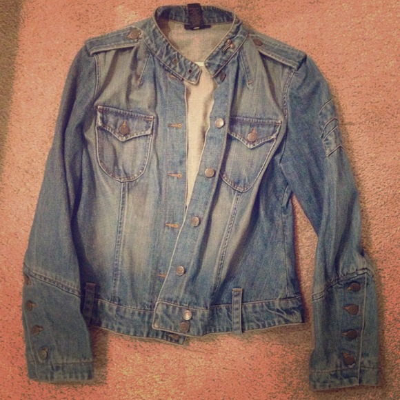 The Limited ✨ Jean Jacket