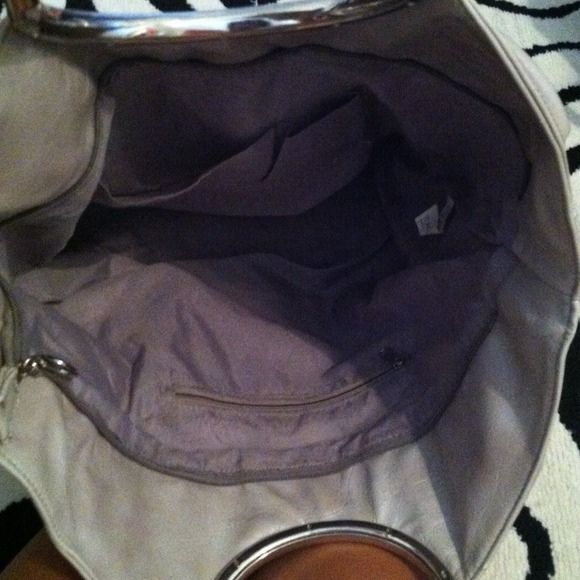 Purse - Picture 3 of 3