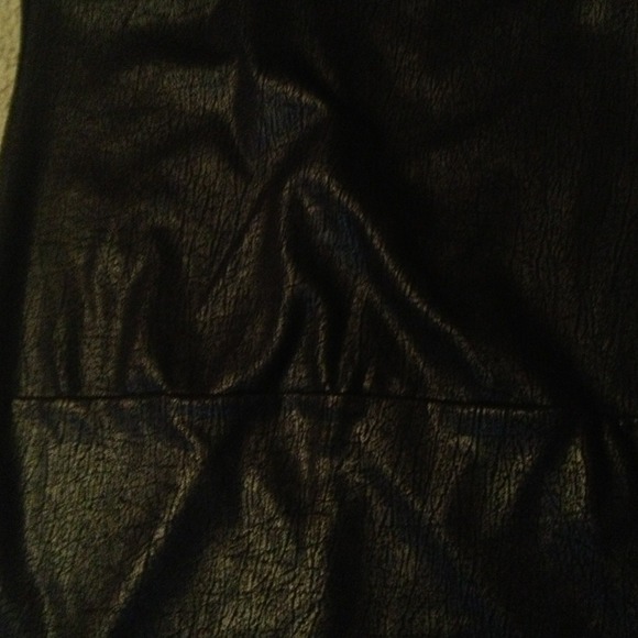 Leather-like LBD - Picture 4 of 4