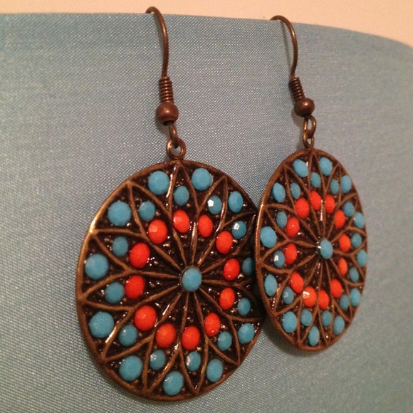 Beautiful Turquoise and Coral Earrings - Picture 3 of 3