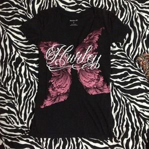 Hurley black and pearl short sleeve shirt.