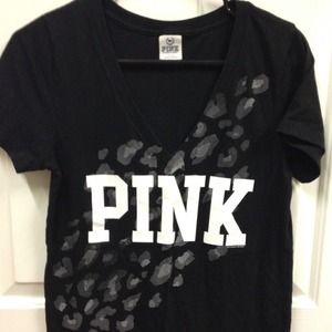 ❌SOLD❌ Victorias Secret Pink T