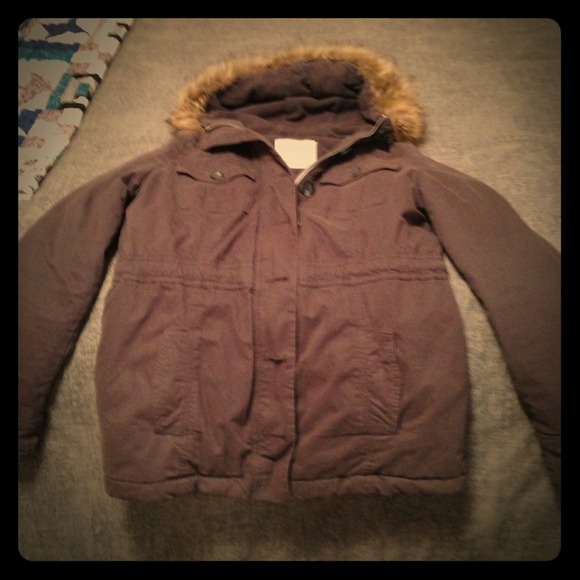 Grey coat - Picture 1 of 2