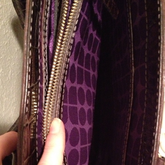 Kate Spade Tote - Picture 3 of 4