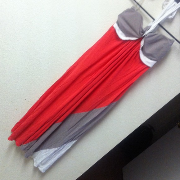 NWOT Sleek Maxi Dress