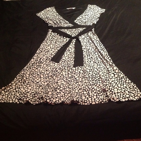 Maggy London Size 12 Dress