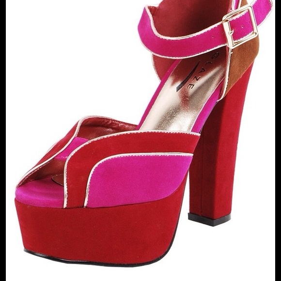 Open toe platform heel - Picture 1 of 2
