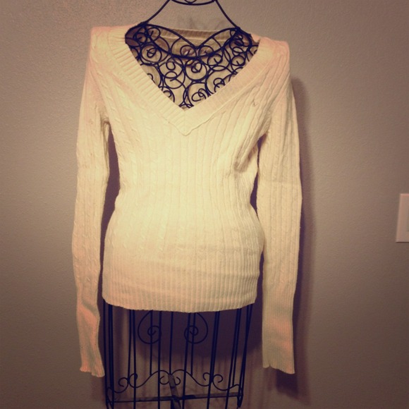 AE sweater