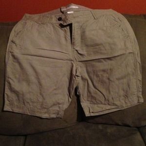 Old navy Bermuda shorts