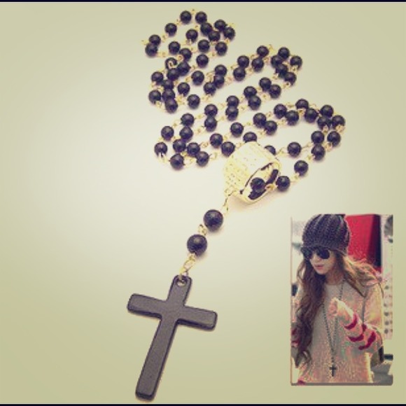Beaded cross necklace