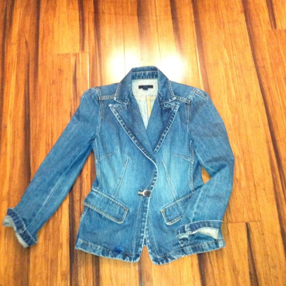 Gap denim tailored blazer.***REDUCED!