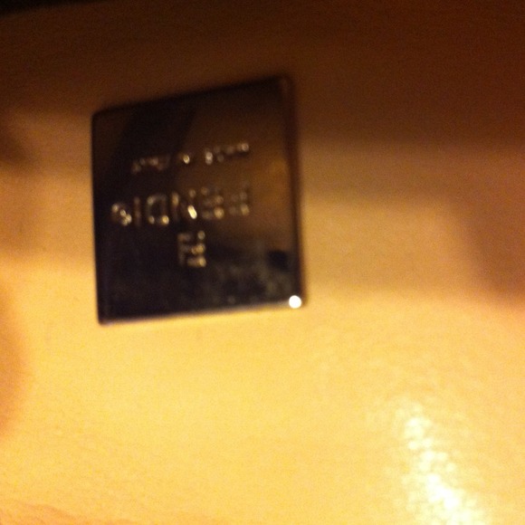 SOLD!!! FENDI bag - Picture 3 of 3