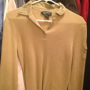 Mid length sleeve shirt