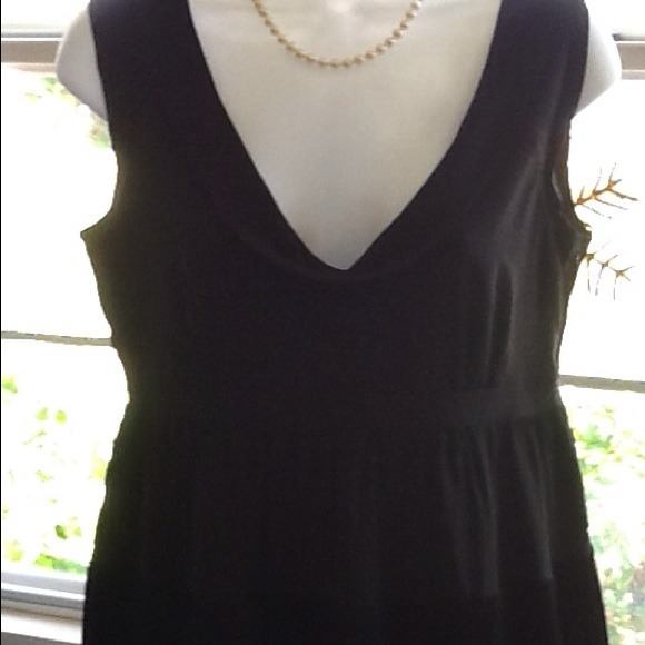 Burberry silk top🎶🎶🎶. Burberry silk top - Picture 2 of 4