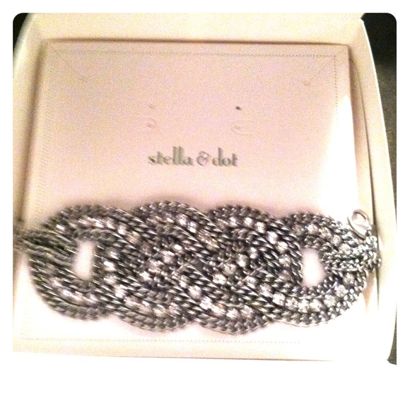 Too small for me . Will fit 7 wrist