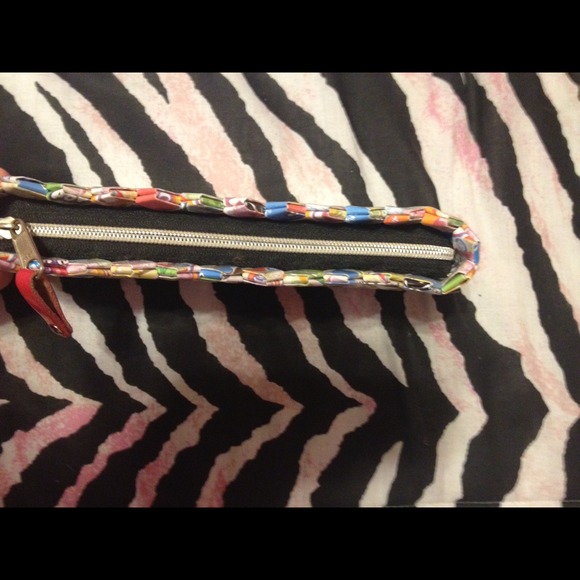 Candy wrapper hand bag - Picture 2 of 3