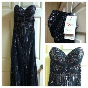 Black formal prom pageant dress new with tags!
