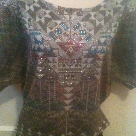 Traded in bundle-Aztec top