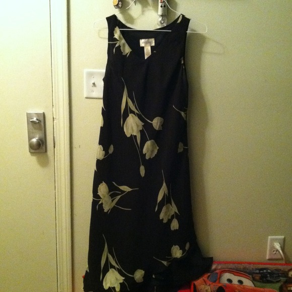 Sleeveless summer dress