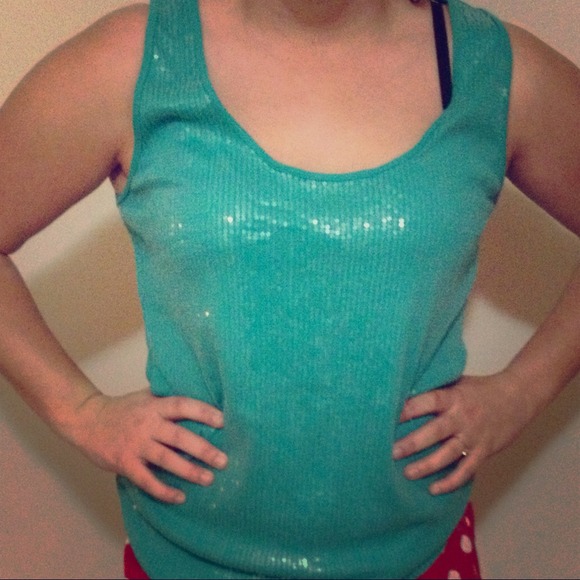 🎈🎈SOLD 🎈🎈Apt 9 green sequin tank sz xl  bundle