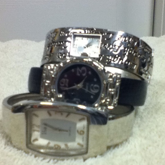 ❌SOLD/Traded❌ 3 watches