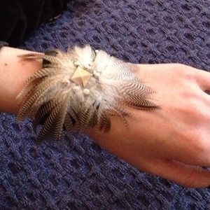 Wristlets, choker necklace, hair accessory