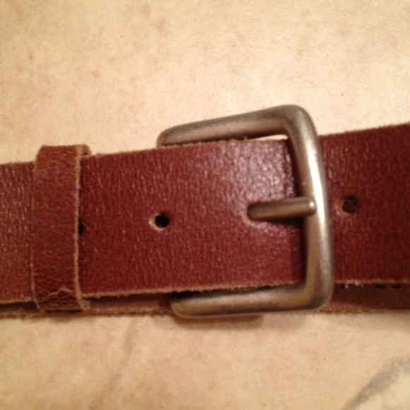 ::::: Bundle:::/Ariat belt never been used