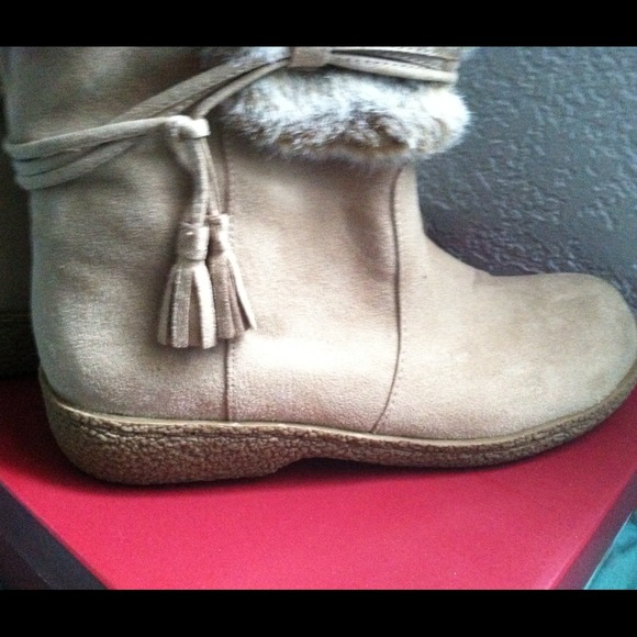 BOOTS🎀 - Picture 4 of 4