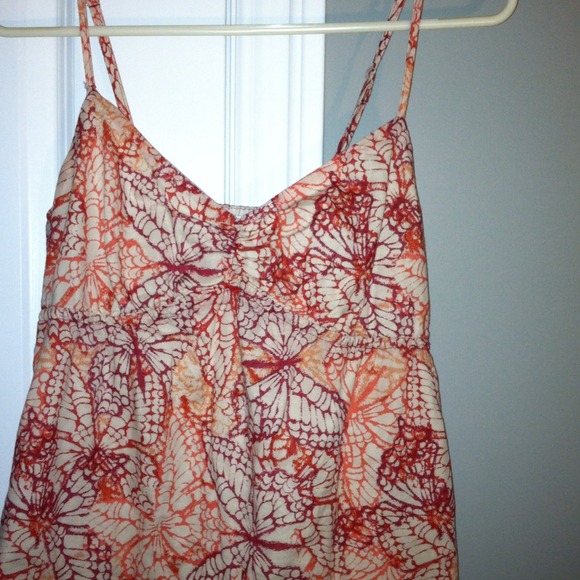 Butterfly top