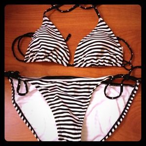 Black and White Stripe Bathing Suit